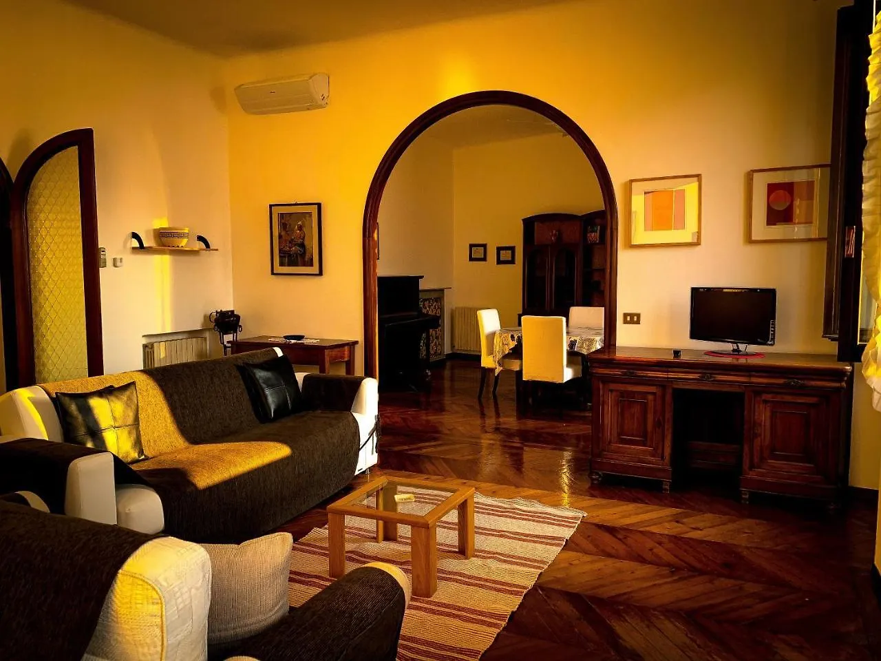 Charming Bellagio Apartment
