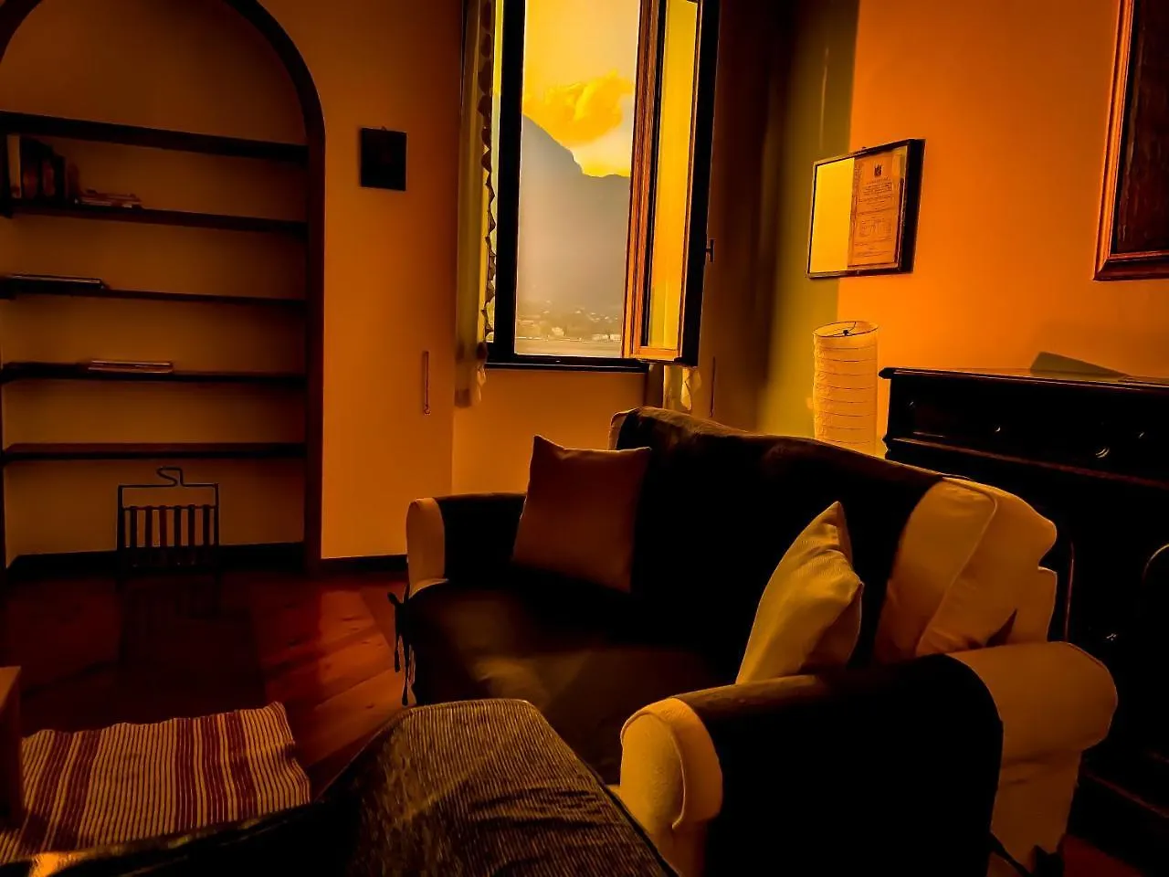 Charming Bellagio Apartment